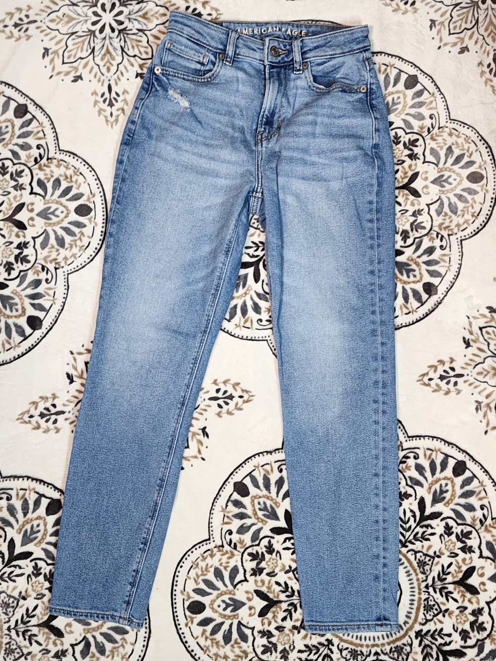 American Eagle Outfitters Light Blue High-Rise Skinny Jeans